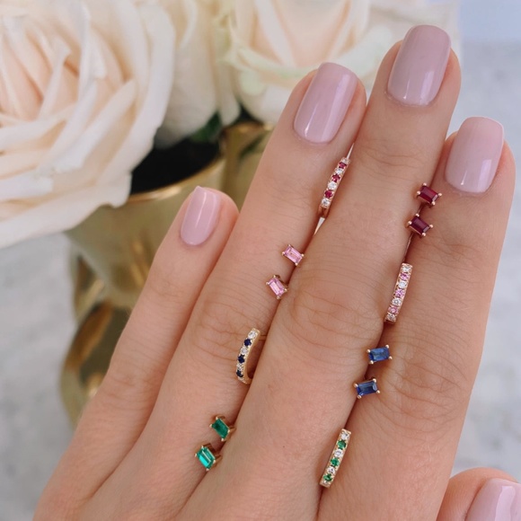 EF Collection Blue Sapphire Baguette Stud Earring - Picture 4 of 4